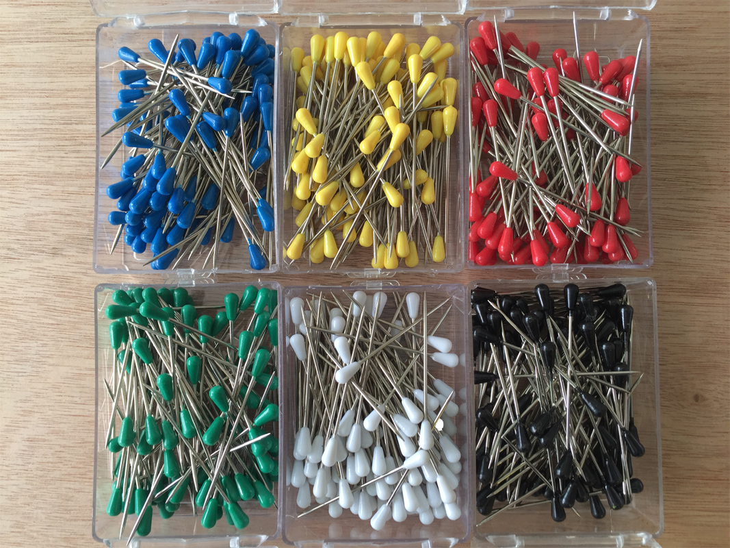 100 Red Pins, Upholstery Needles,Fixing Needles,Carpet Pins,Needles | eBay